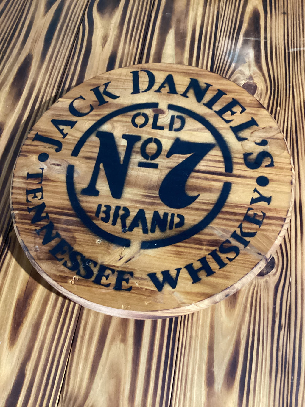 Jack Daniels, Tennessee, whiskey barrel table