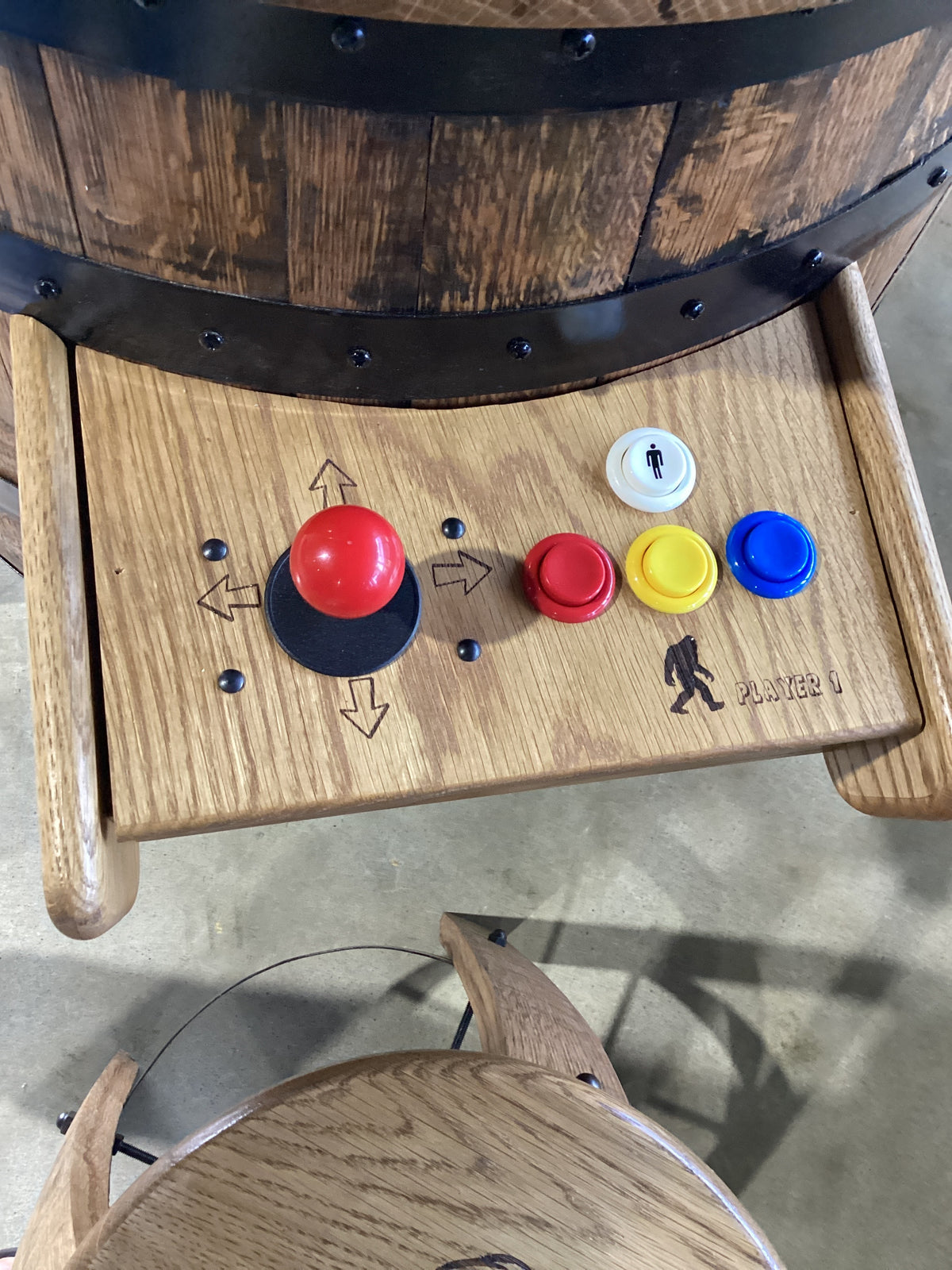 Barrel arcade game