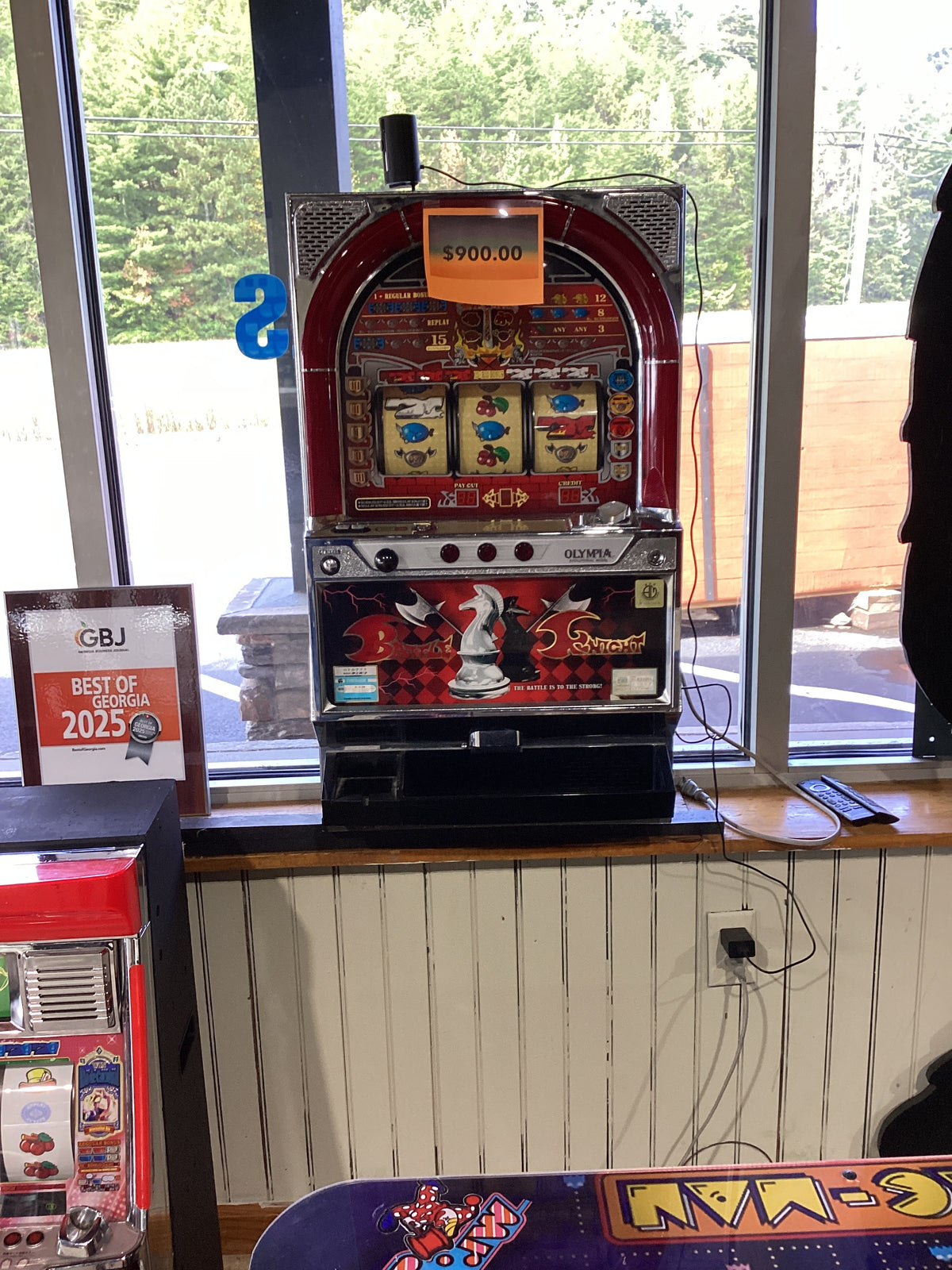 Slot